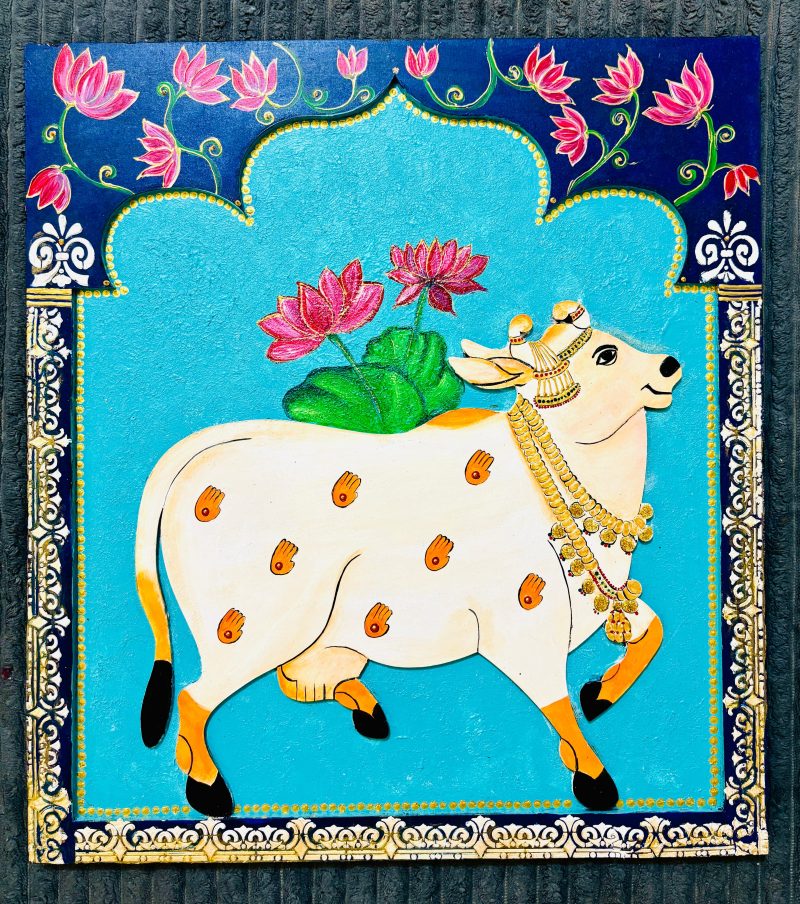 Cow with Jharokha in pitchwai style