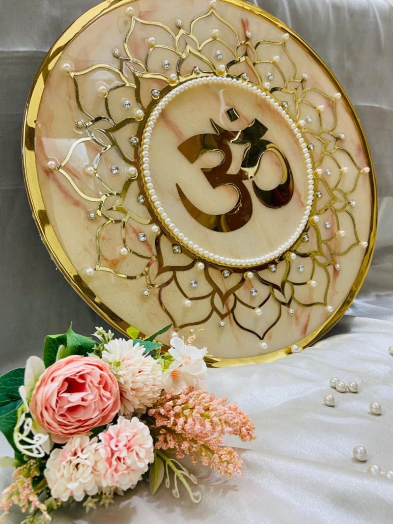 Om Mantra with Marble Effect
